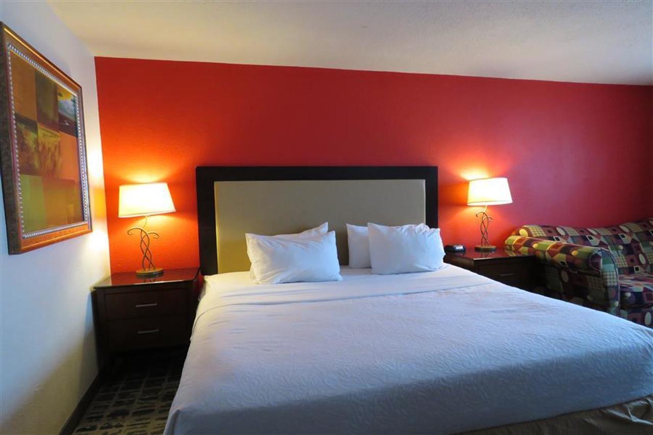 Baymont By Wyndham Ferndale/Royal Oak Ξενοδοχείο Εξωτερικό φωτογραφία